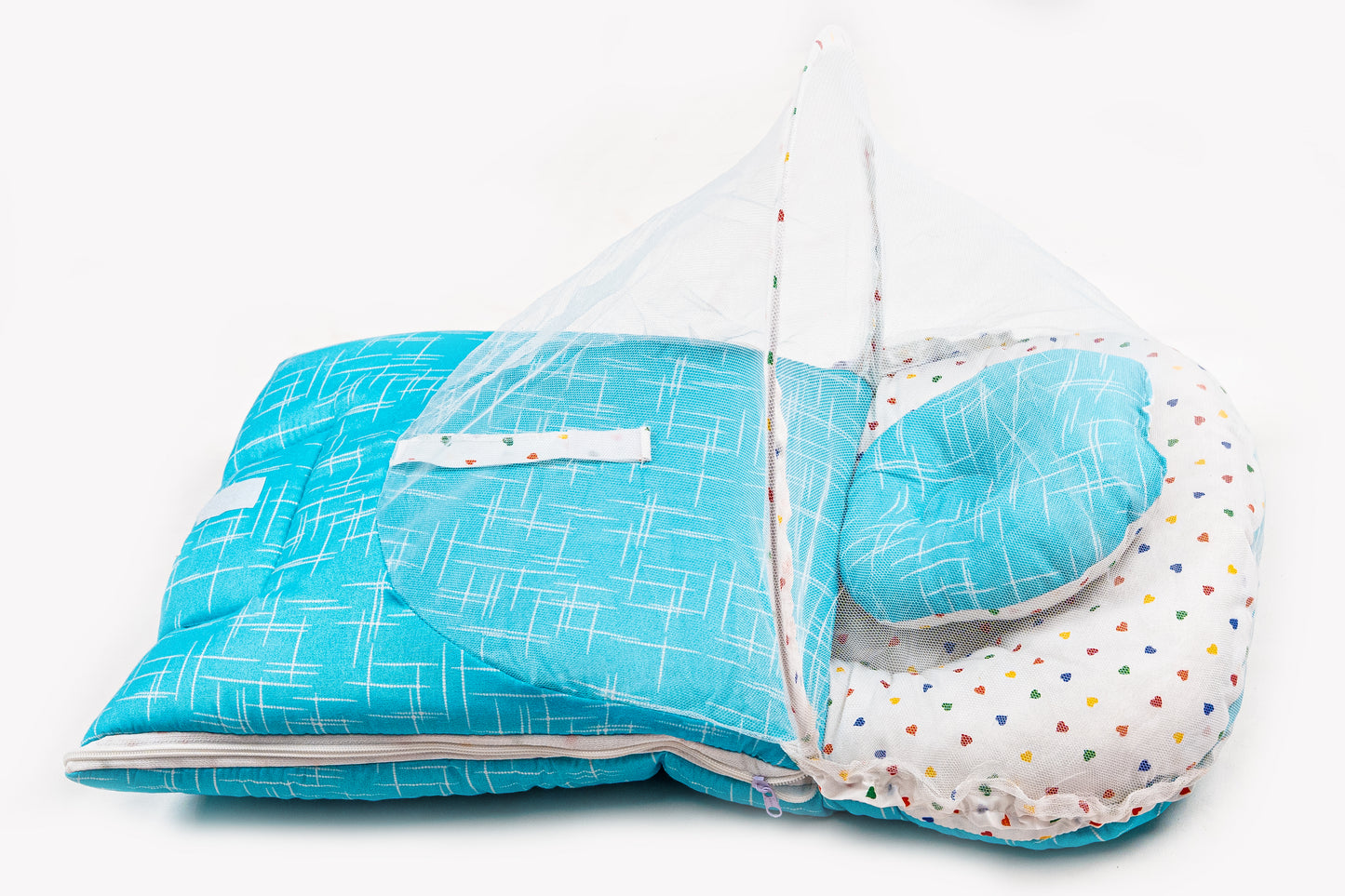 2pcs Baby Bedding Set with Mosquito Net – Bright blue with colorful hearts & stripes