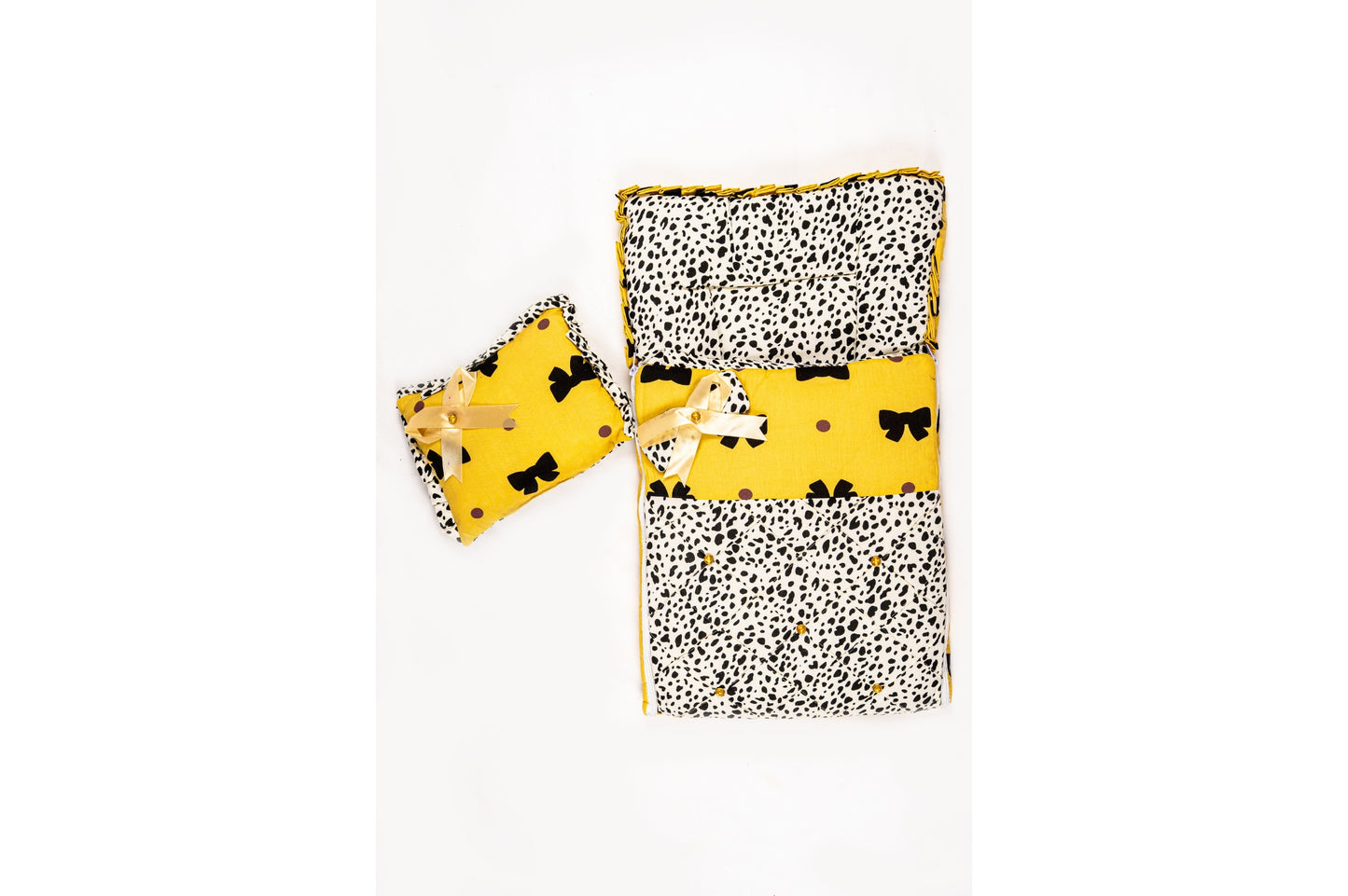 2-Piece Modern Baby Bedding Set – Yellow Bow Print