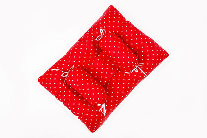 8-Piece Baby Bedding Set – Polka dots - Red