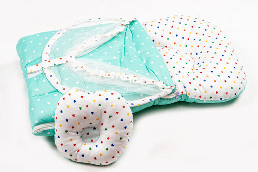 2pcs Baby Bedding Set with Mosquito Net – Pastel green with colorful hearts