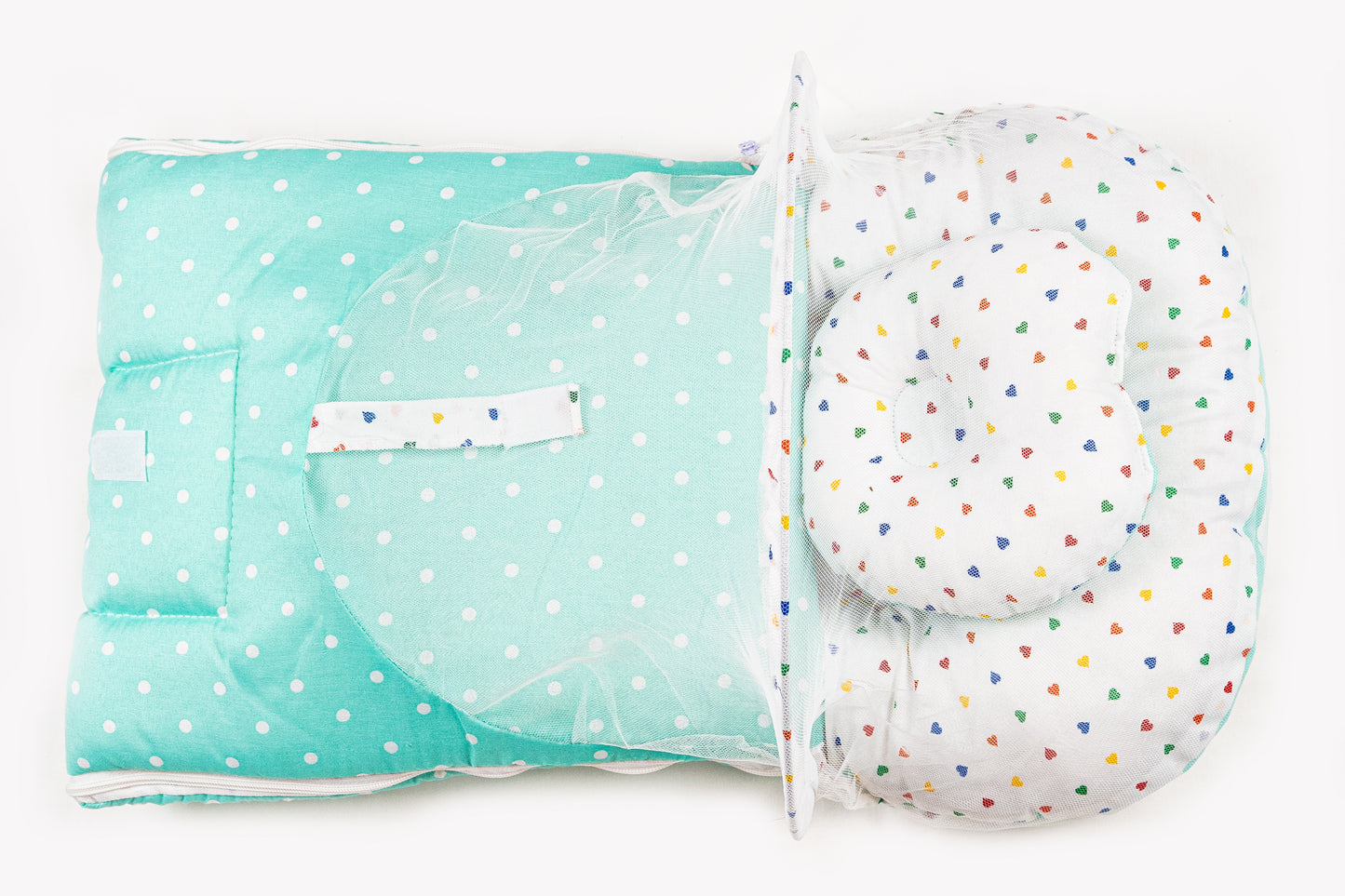 2pcs Baby Bedding Set with Mosquito Net – Pastel green with colorful hearts