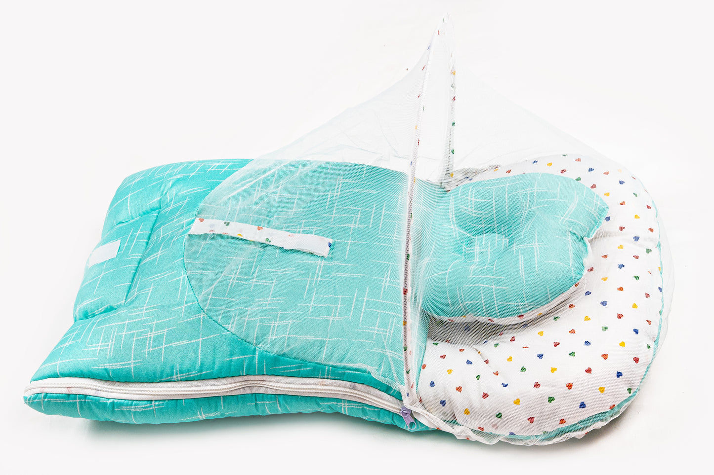 2pcs Baby Bedding Set with Mosquito Net – Light green with colorful hearts & stripes