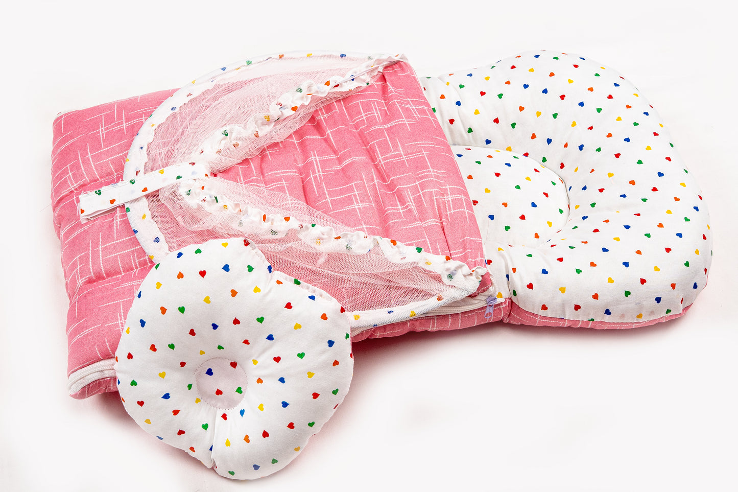 2pcs Baby Bedding Set with Mosquito Net – Pink with colorful hearts & stripes